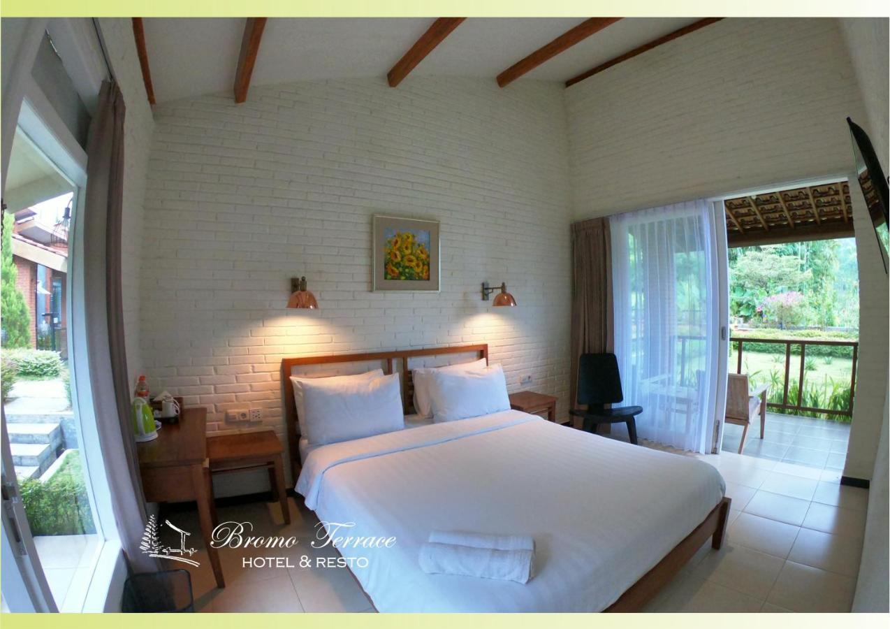 Bromo Terrace Hotel Exterior foto